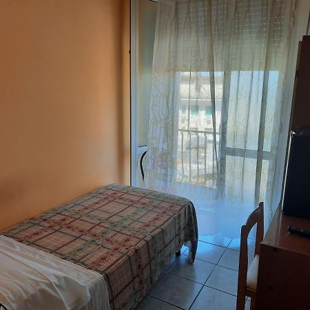 Hotel Vittoria 基安奇安诺泰尔梅 外观 照片